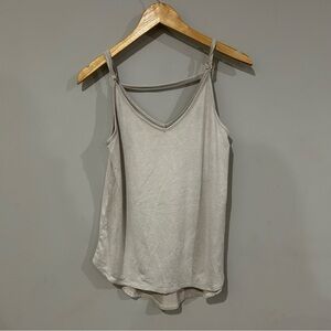 Shyanne Women’s Size Medium Beige Tank